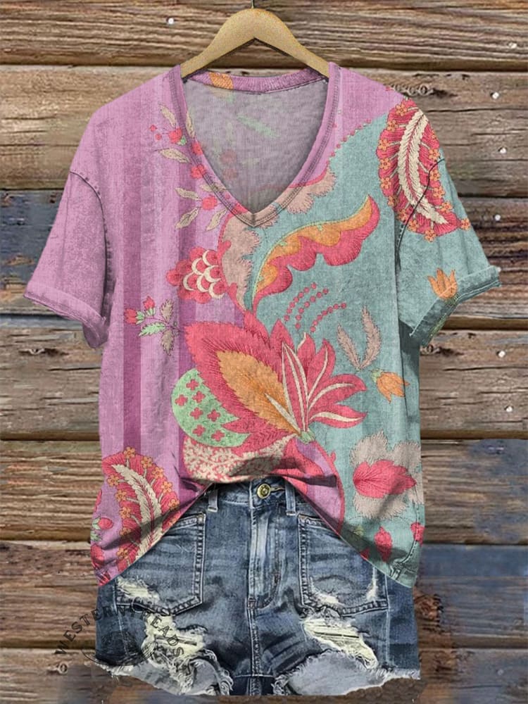 Women's V-neck Pink Vintage Floral Print Casual T-Shirt