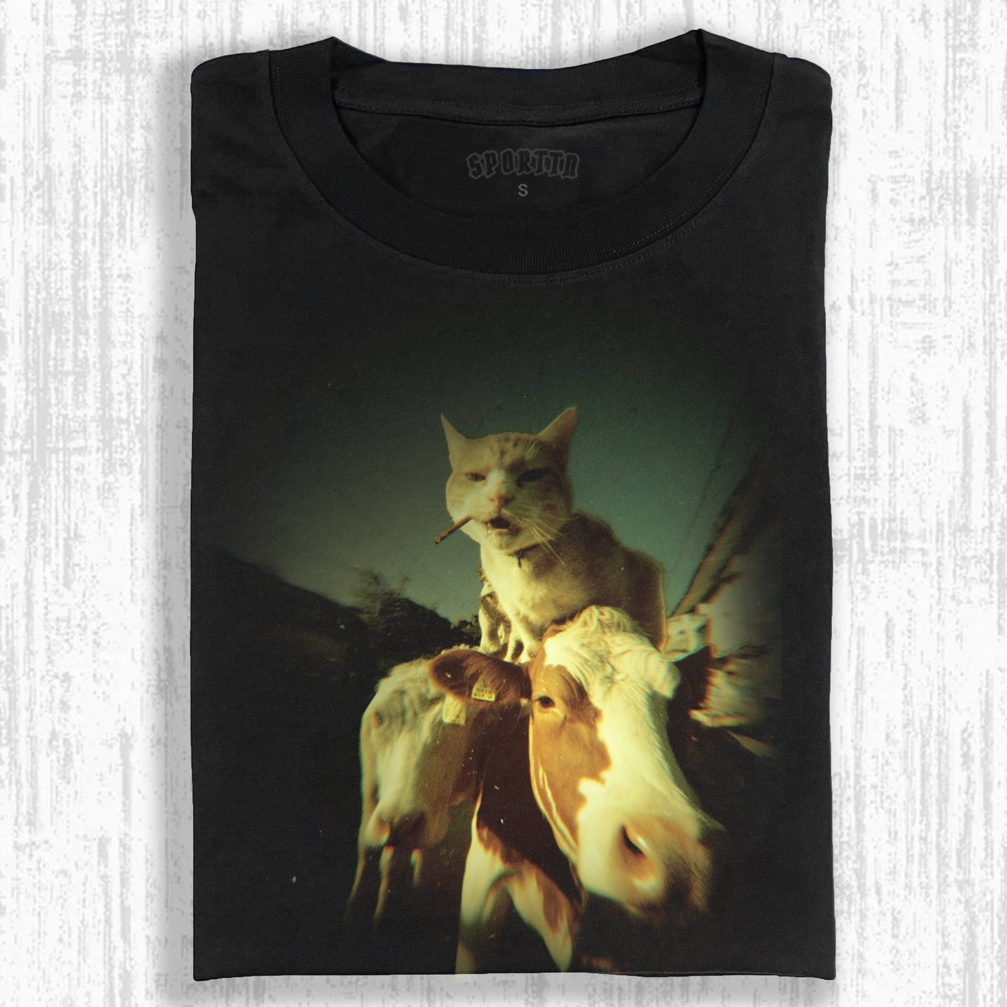 WACKY CAT TEE. 7.18