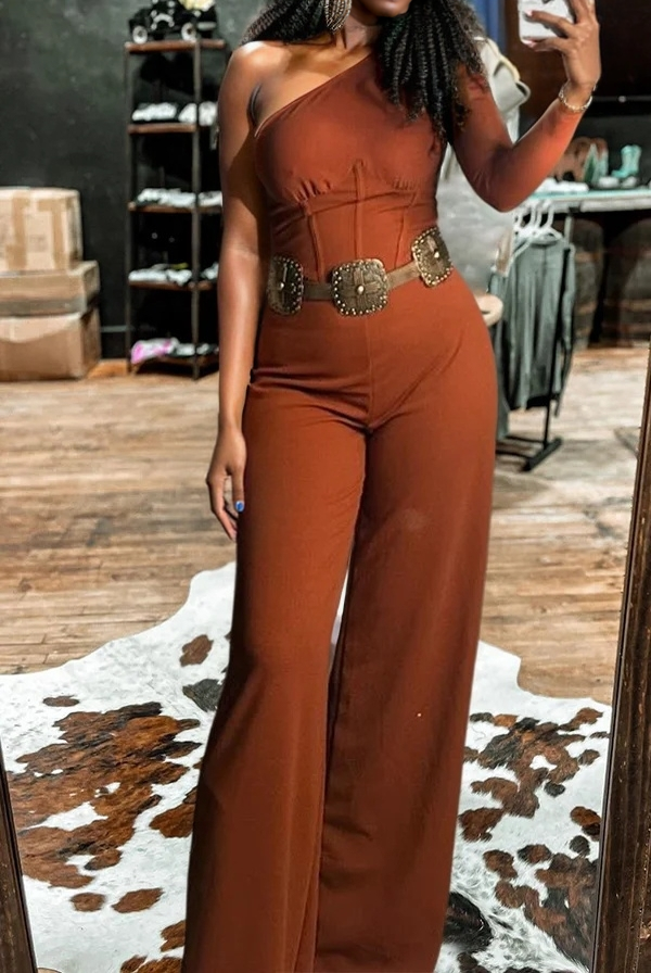 One-Sleeve Off-Shoulder Slim-Fit Jumpsuit