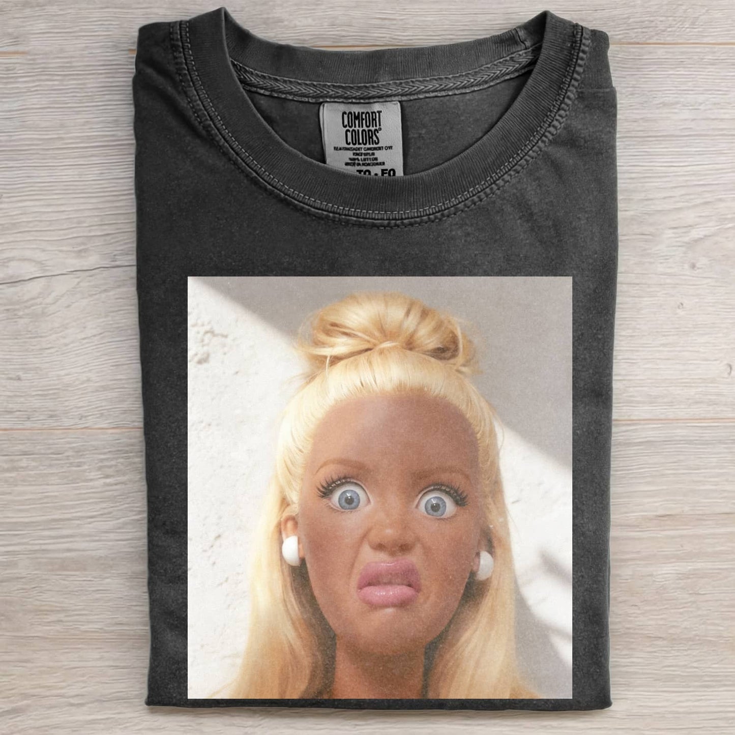 BLACK DOLL GIRL DISGUSTED MEME T-SHIRT