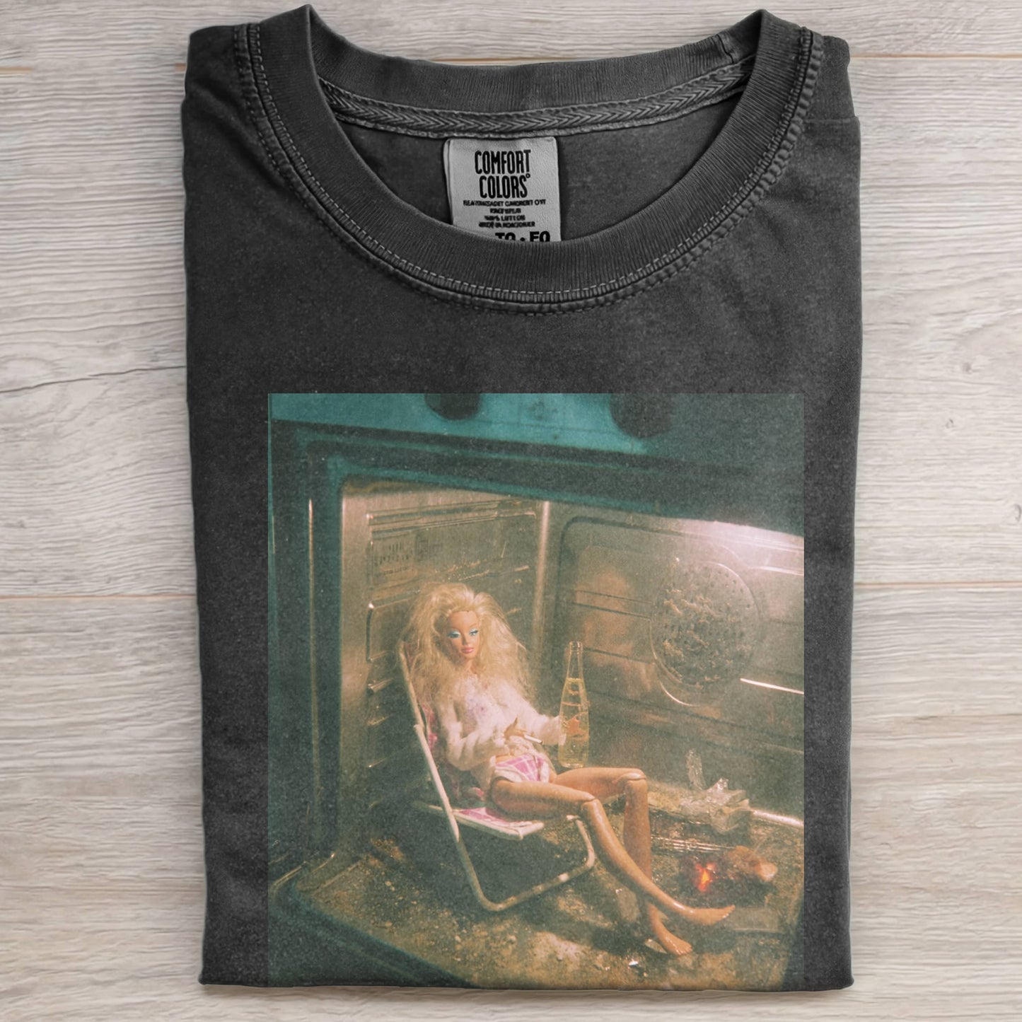 BARBIECORE OVEN VACATION TEE