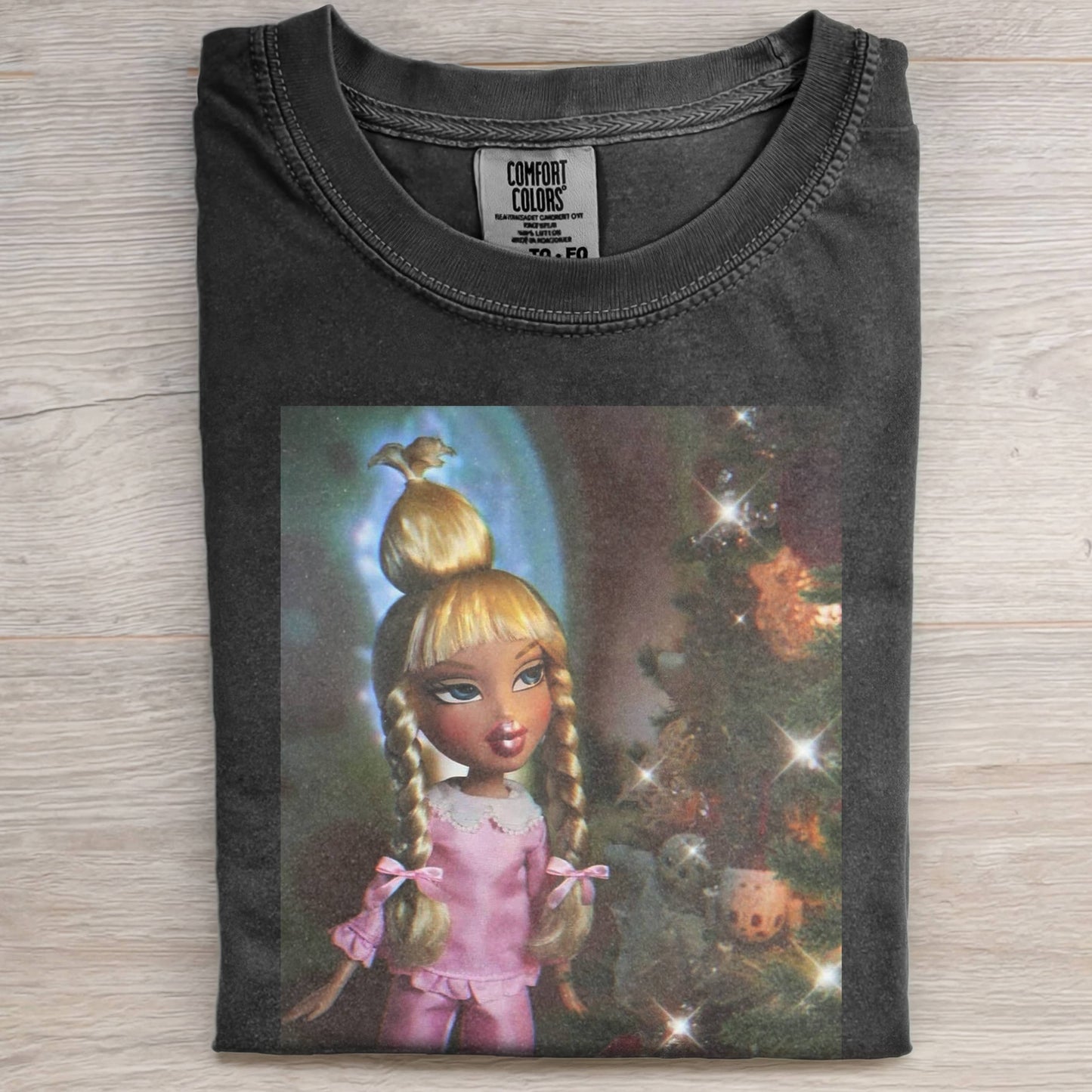 RETRO CUTE BRATZ GIRL CHRISTMAS TREE T-SHIRT