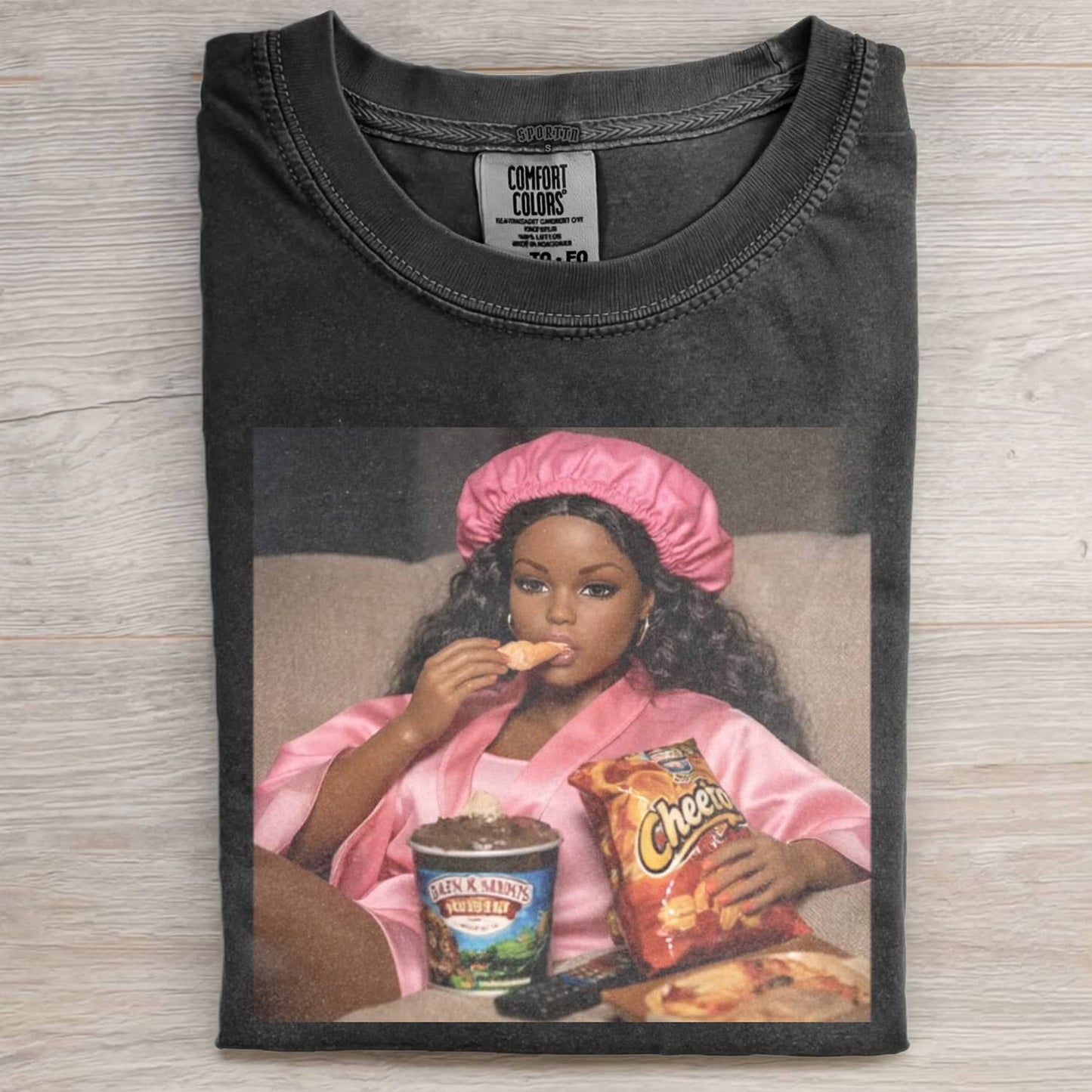 BLACK DOLL GIRL DISGUSTED MEME T-SHIRT