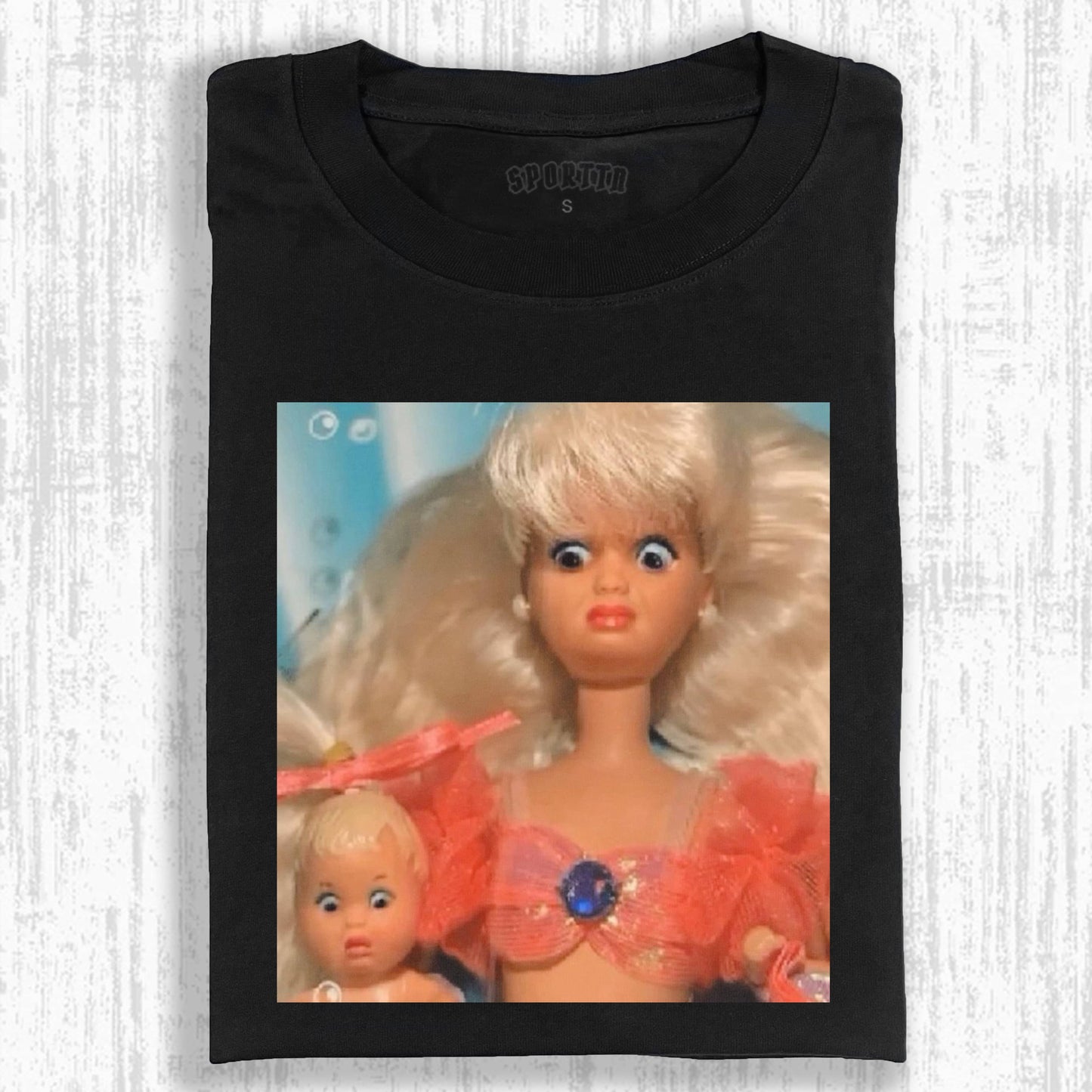 DOLL GIRL MEME T-SHIRT. 7.15