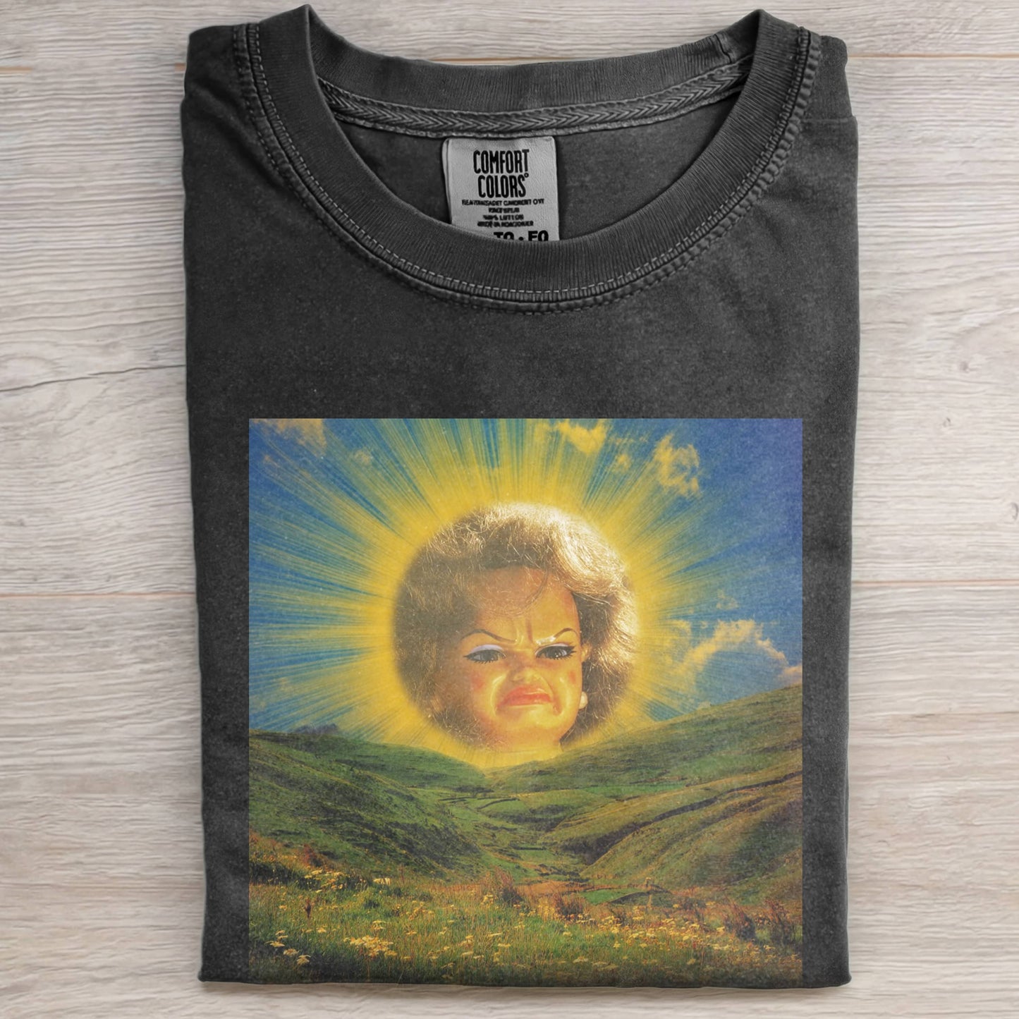 DOLL FACE MEME MORNING GLARE TEE