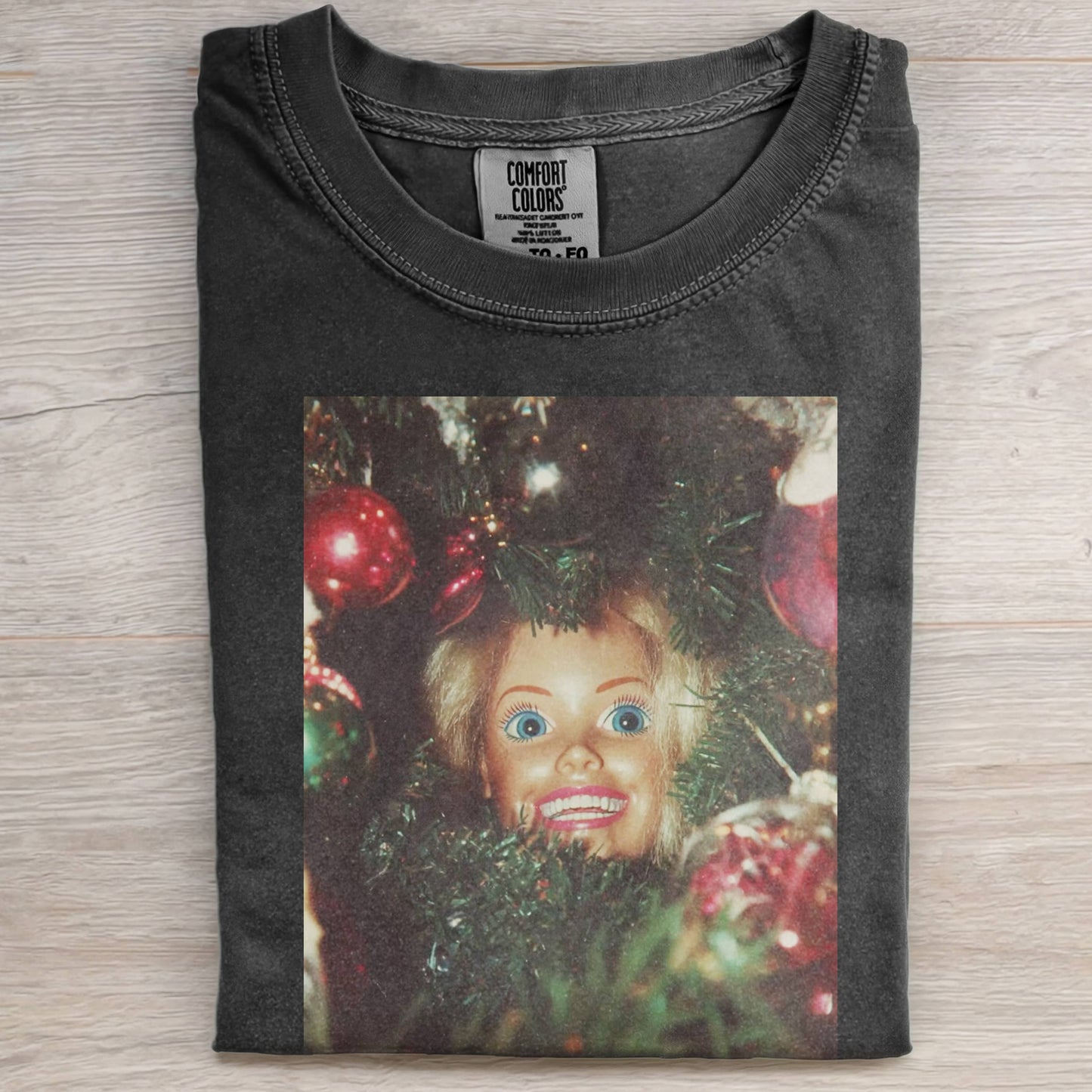 FUN CHRISTMAS-THEMED BARBIECORE T-SHIRT