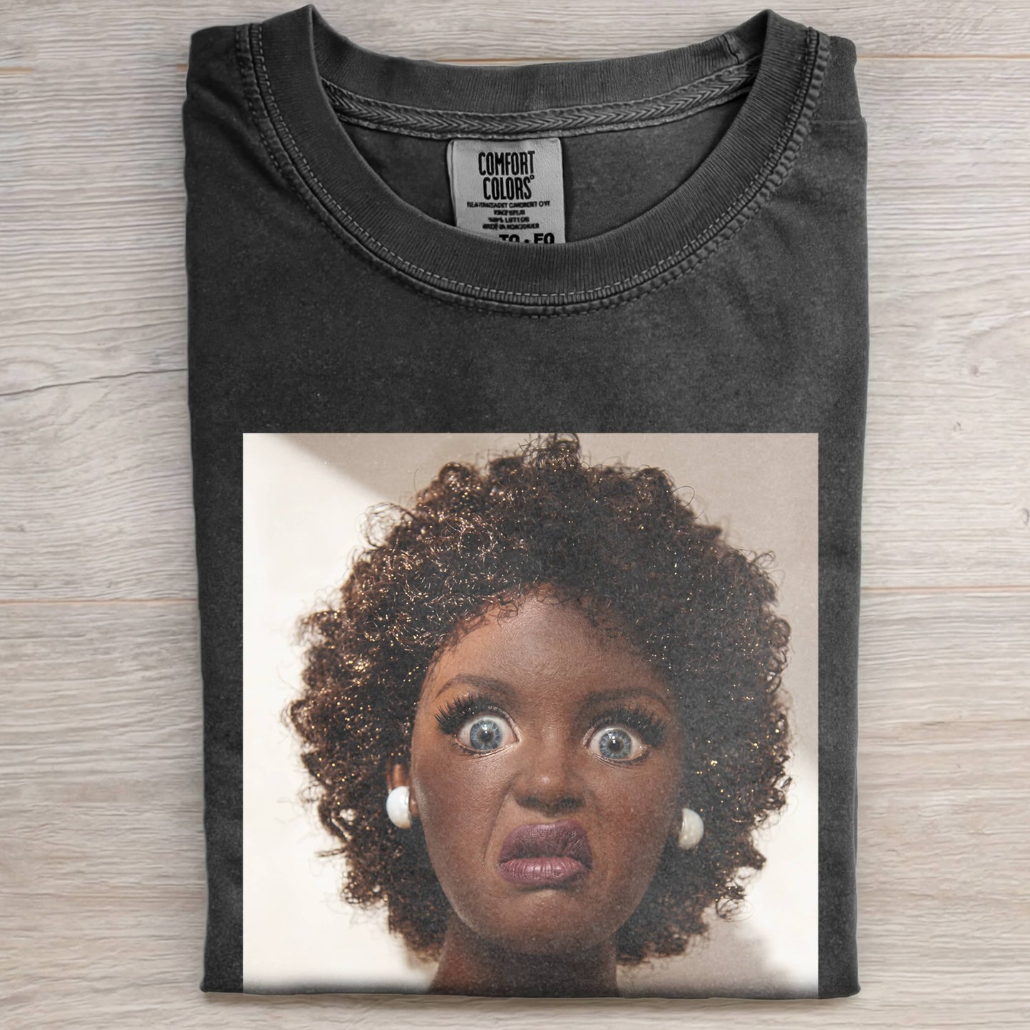 DOLL FACE MEME �TERRIFIED BLACK GIRL GUY TEE