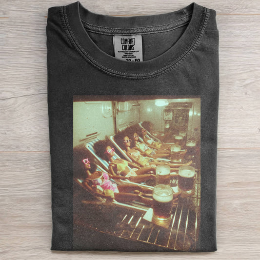 MANY BARBIECORE OVEN VACATION TEE