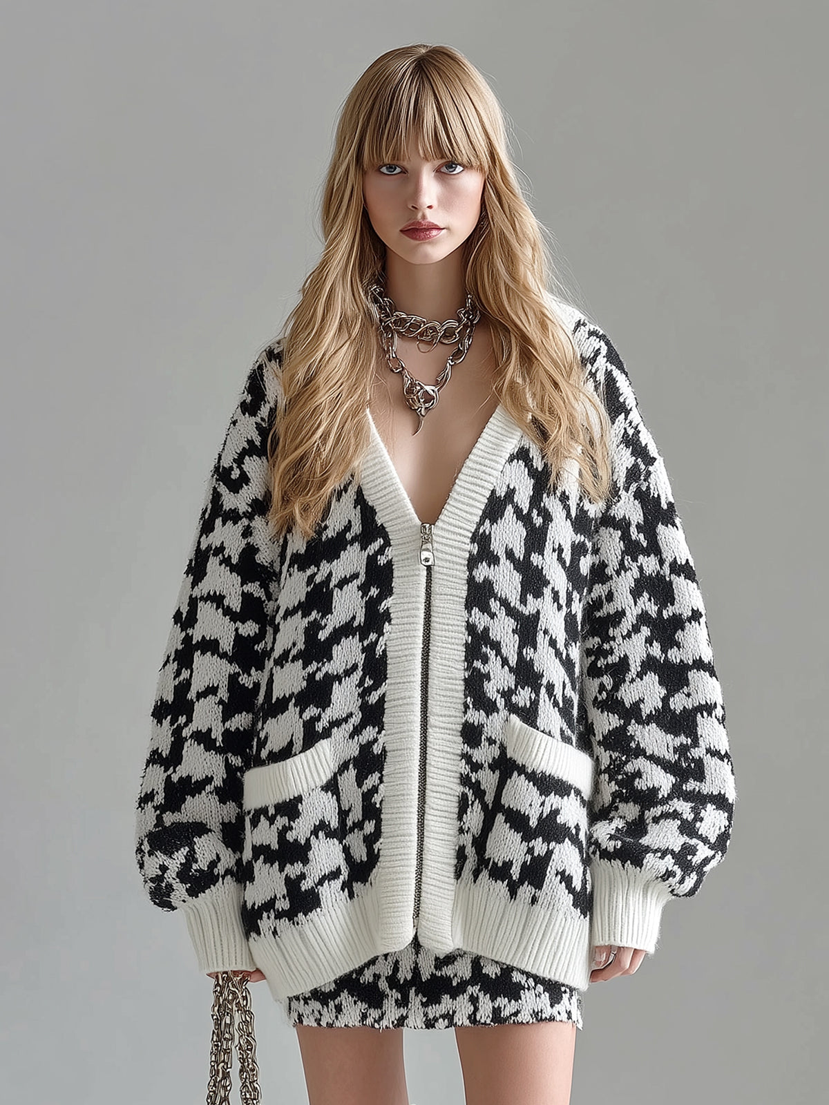 Taidalw Casual Chic Contrast Houndstooth V-neck Single-breasted Oversized Long Sleeve Knit Cardigan