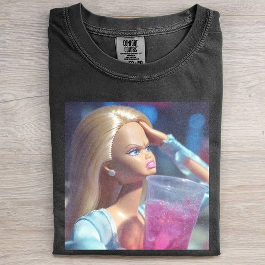DOLL FACE PARTY MOOD POV TEE