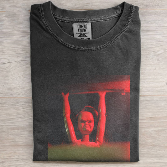 DOLL FACE MEME RED PANIC TEE