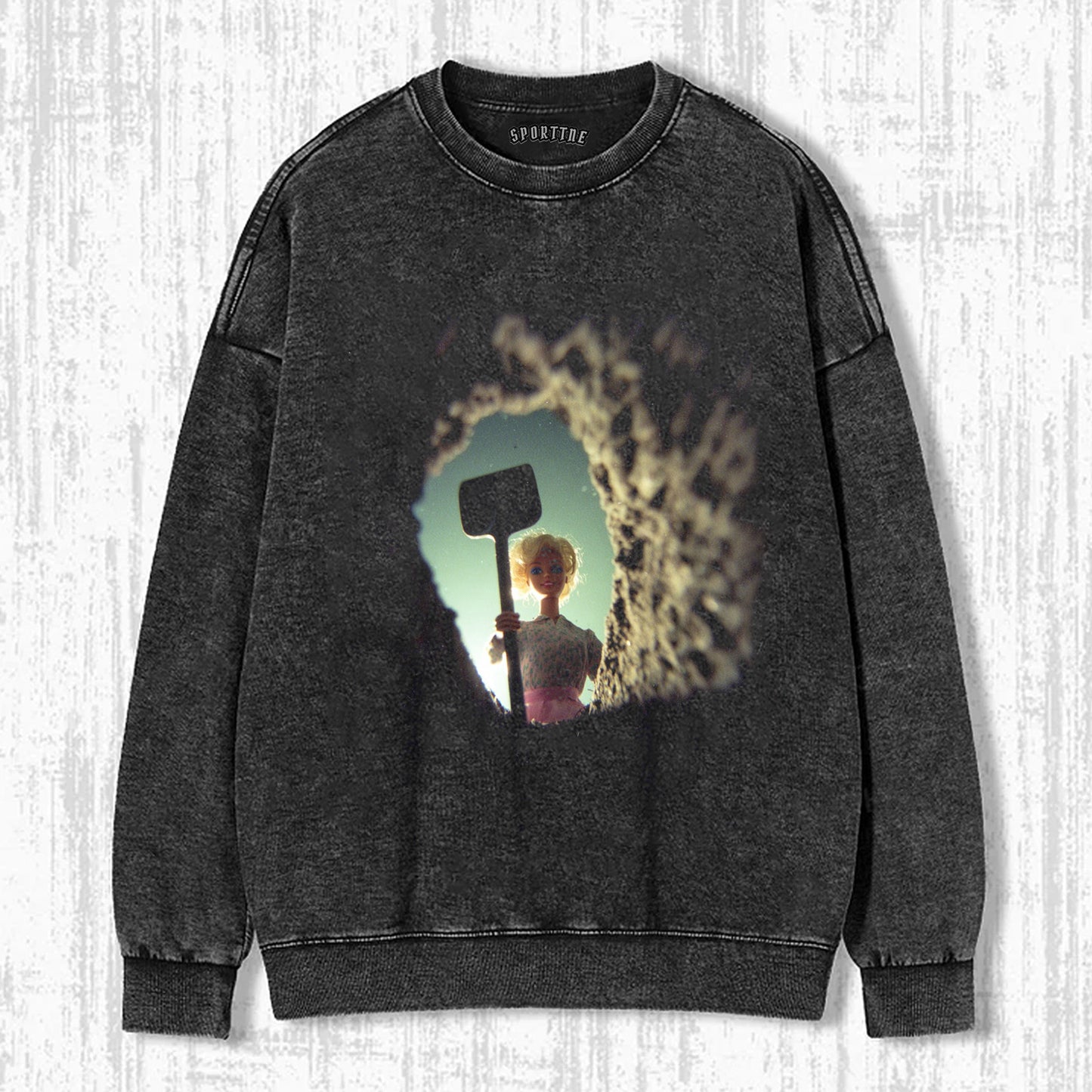 BARBIE DIGGING TEE
