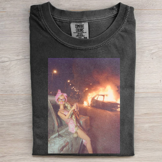 CHILL GIR DOLL FACE FUNNY MEME TEE