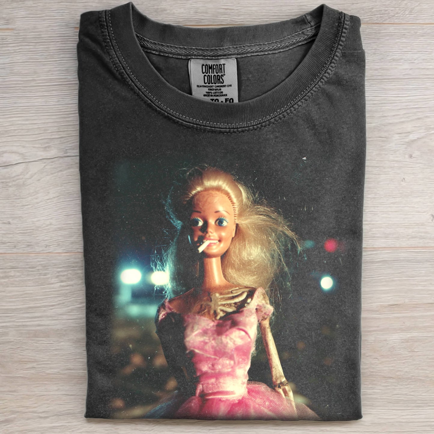 RETRO DISTRESSED BARBIE SMOKING TEE