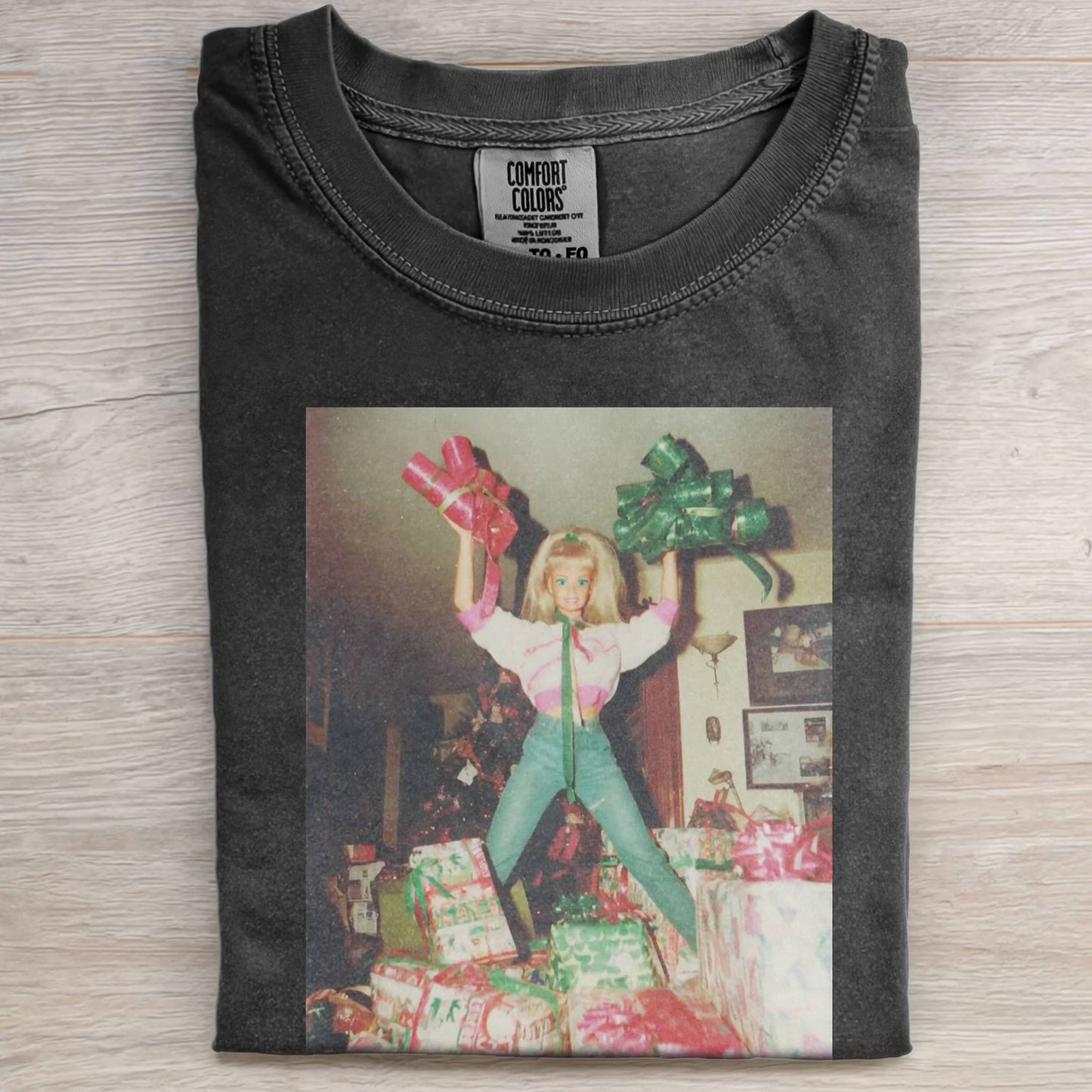 FUN CHRISTMAS GIFT BARBIECORE TEE