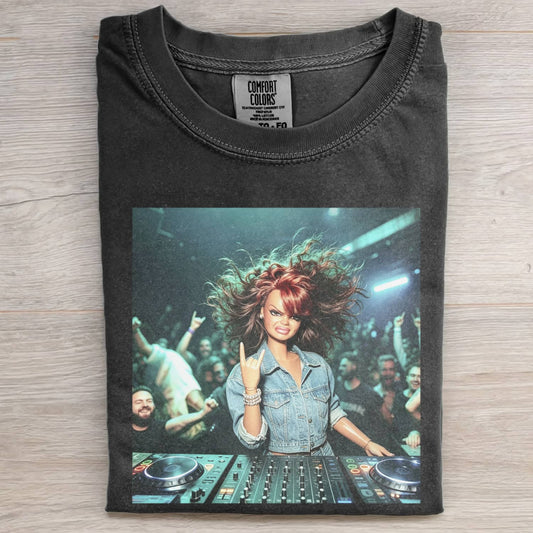 DOLL DJ FACE MEME TEE
