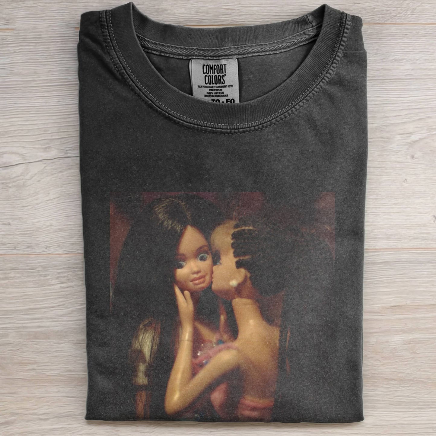 DOLL FACE MEME FRAMED INTIMACY TEE