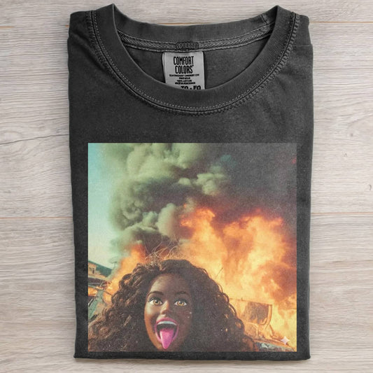 BLACK DOLL GIRL DISGUSTED MEME T-SHIRT