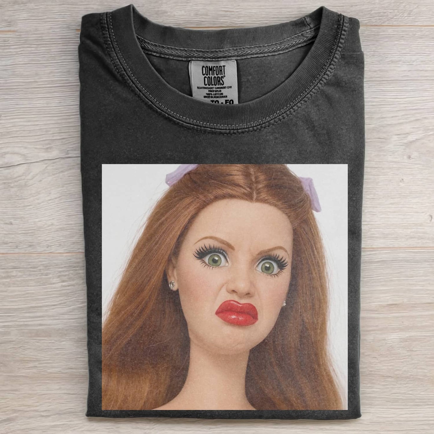 FACE DOLL GIRL FUNNY MEME T-SHIRT