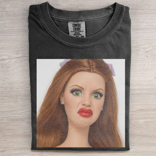 FACE DOLL GIRL FUNNY MEME T-SHIRT