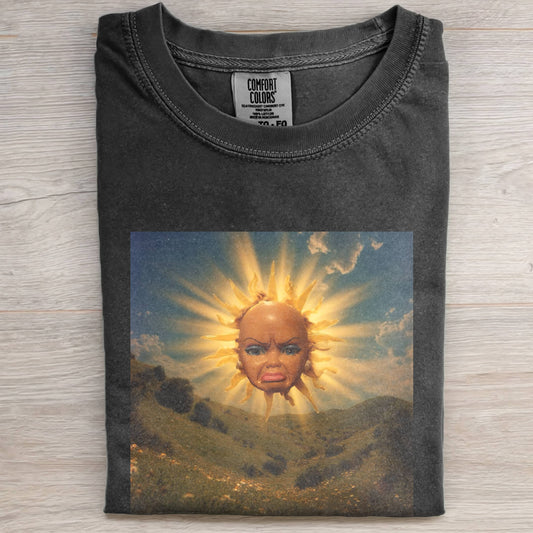 DOLL FACE MEME UNIMPRESSED SUNRISE TEE