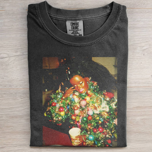 CHRISTMAS BLACK BARBIECORE T-SHIRT
