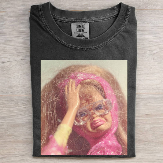 DISGUSTED DOLL GIRL FACE MEME TEE