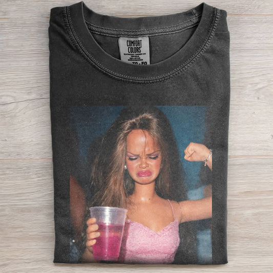 DOLL FACE MEME ANGRY DRINKING TEE