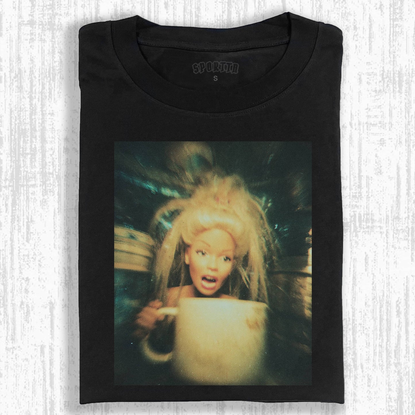 DOLL GIRL MEME T-SHIRT. 7.15