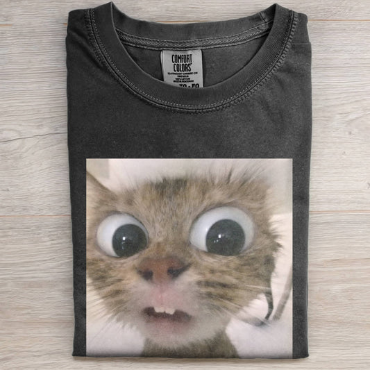 SURPRISED CAT T-SHIRT