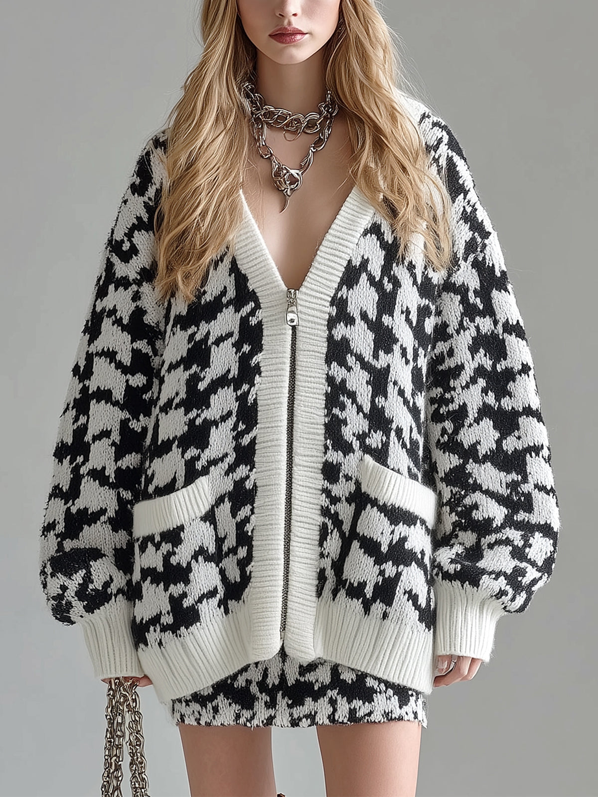 Taidalw Casual Chic Contrast Houndstooth V-neck Single-breasted Oversized Long Sleeve Knit Cardigan