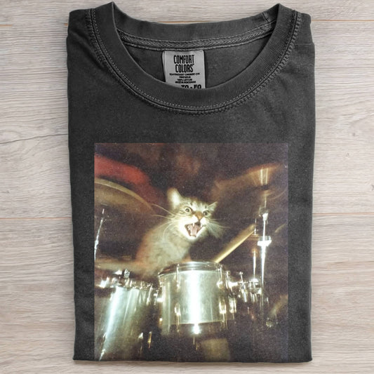 RETRO CAT DRUMMING T-SHIRT