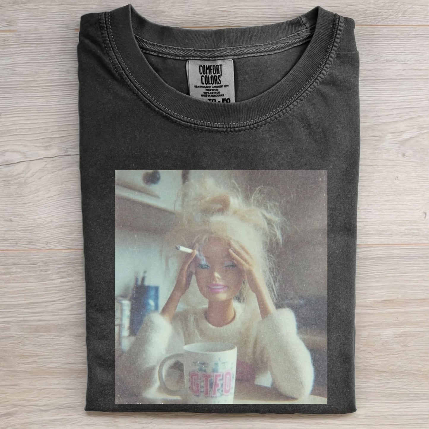 DOLL FACE INTERESTING TEE
