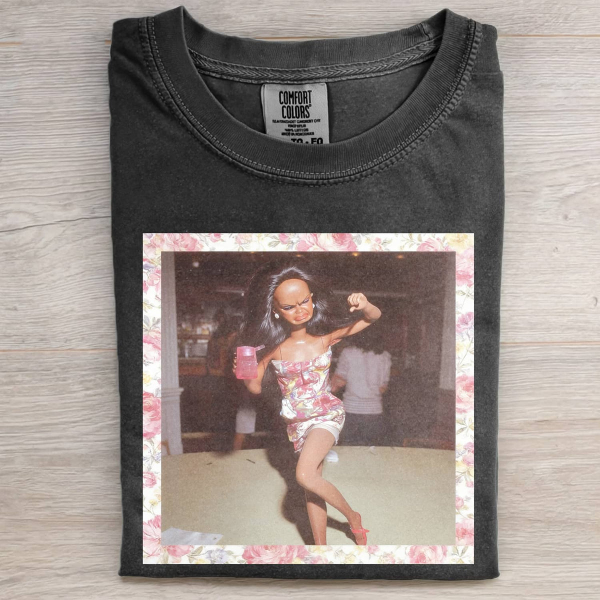 BLACK DOLL FACE PARTY DRINKING POV TEE