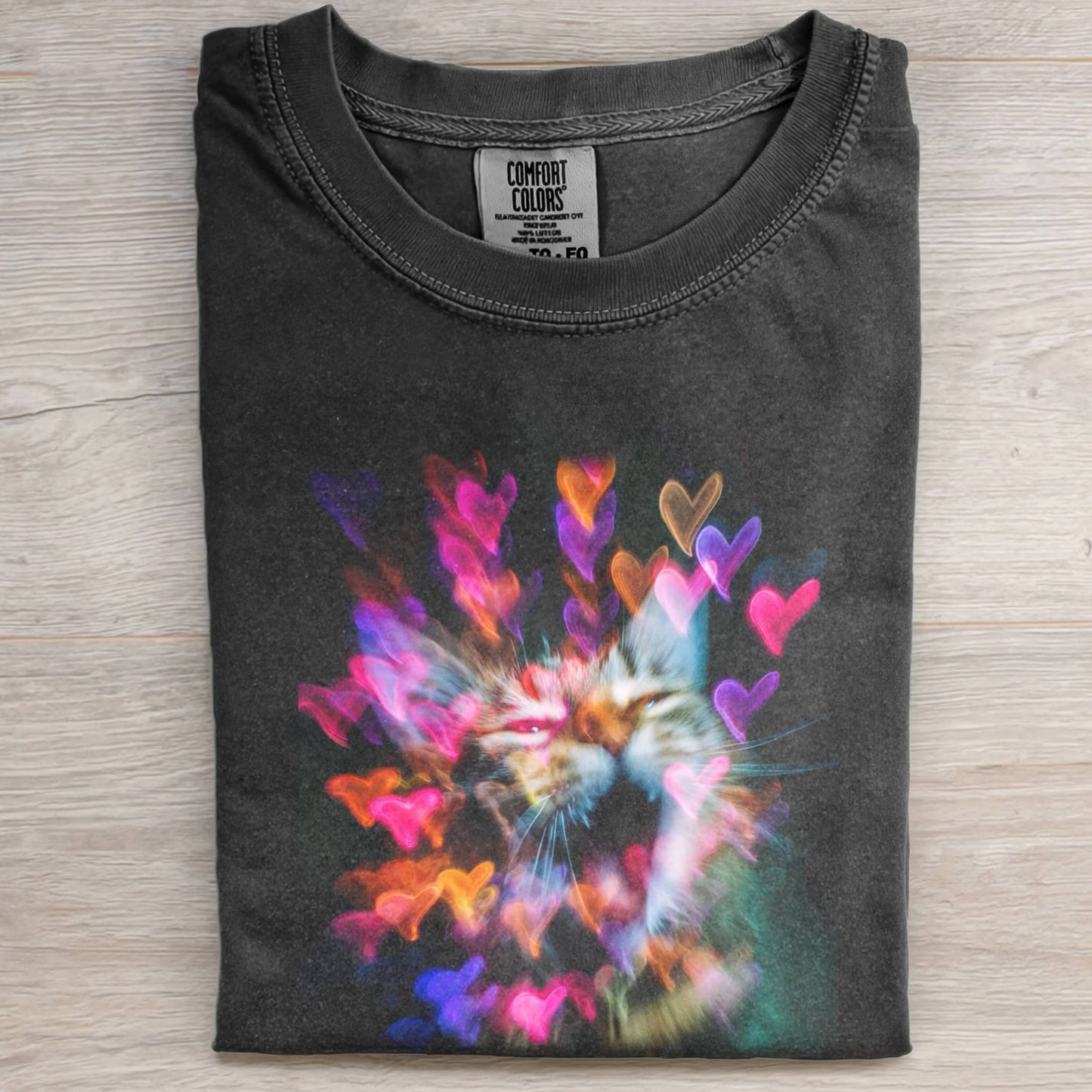 SCREAMING CAT HEART T-SHIRT