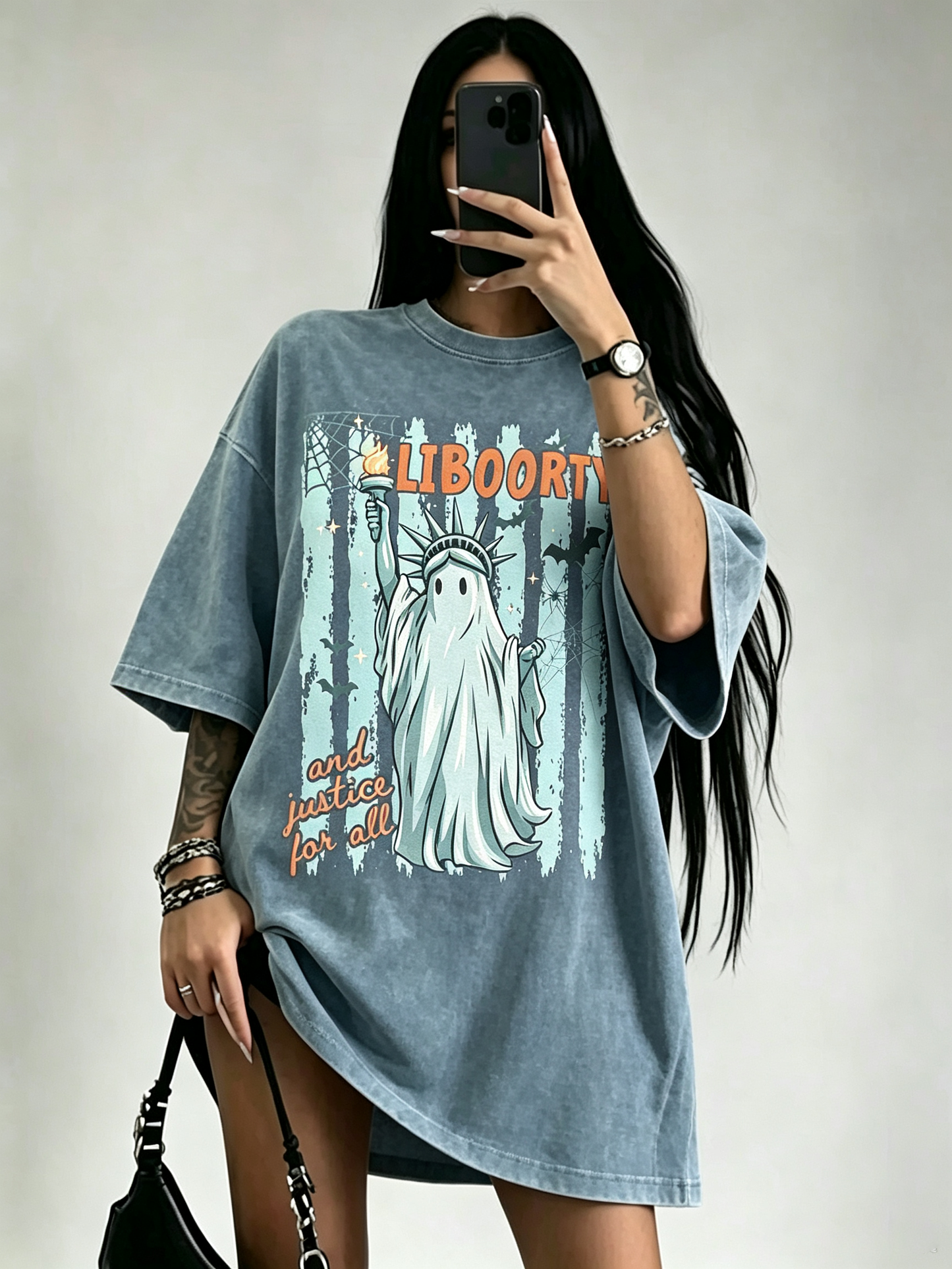 Ghost Statue Of Liberty Graphic Oversized Tee