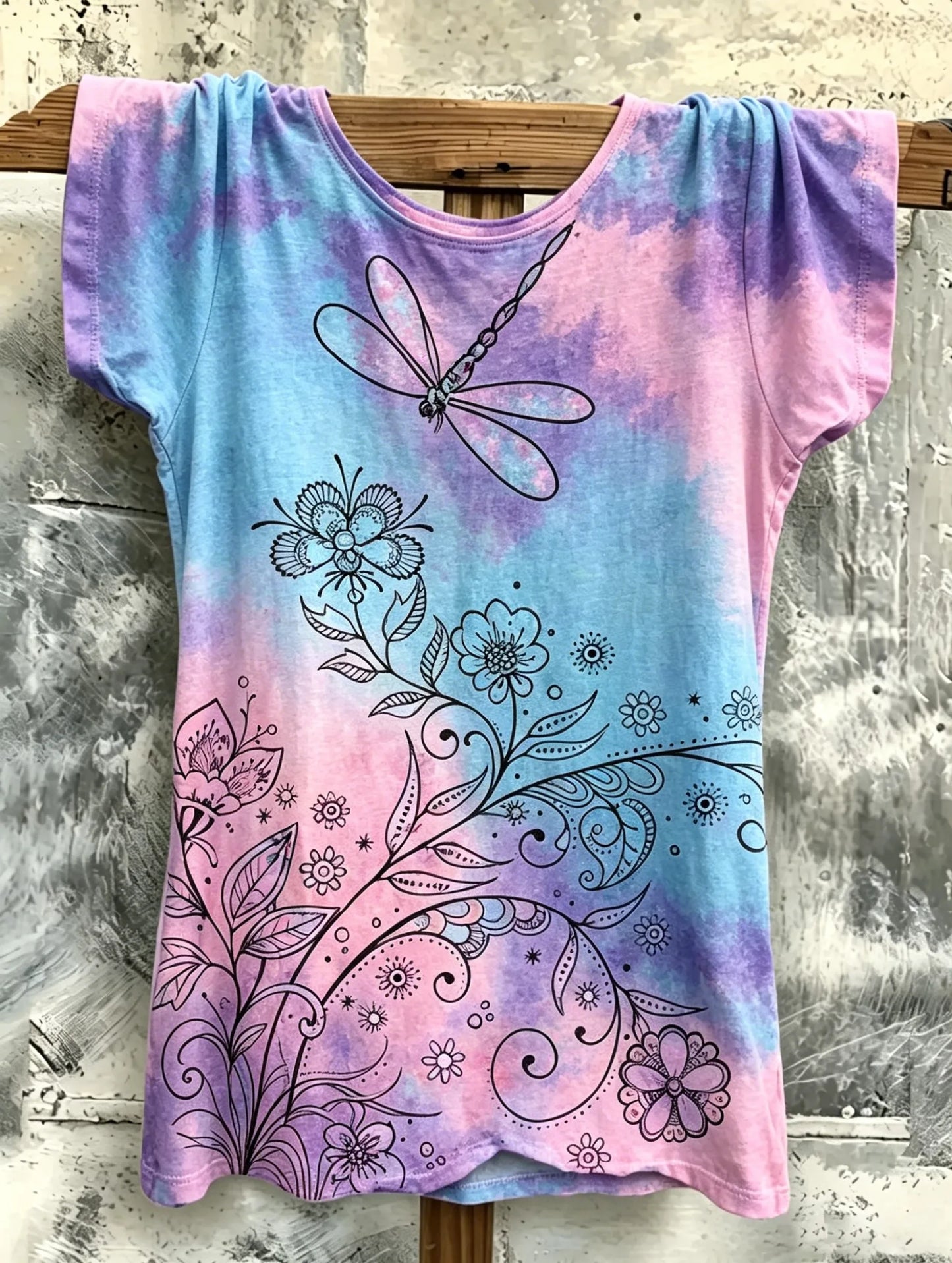 Women Vibrant Artistic Print Short Sleeve Casual Loose Comfort Top