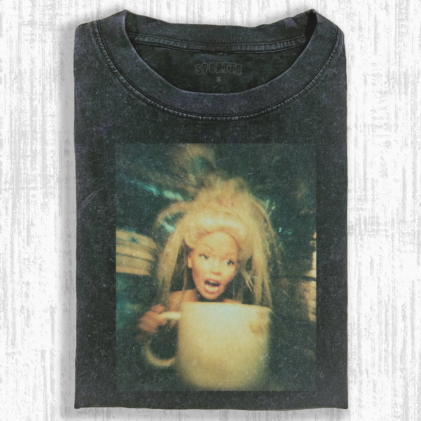 DOLL GIRL MEME T-SHIRT. 7.15