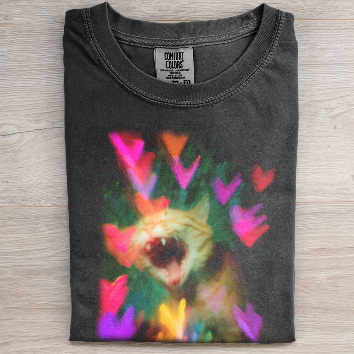 SCREAMING CAT VALENTINE'S DAY T-SHIRT