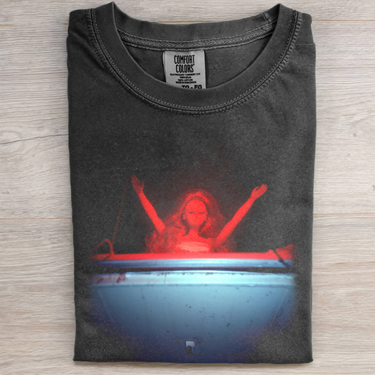 DOLL FACE MEME UNYIELDING TEE