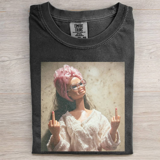 MIDDLE FINGER DISGUSTED DOLL GIRL FACE MEME TEE