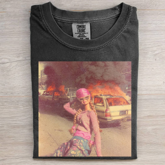 CHILL GIR DOLL FACE FUNNY MEME TEE