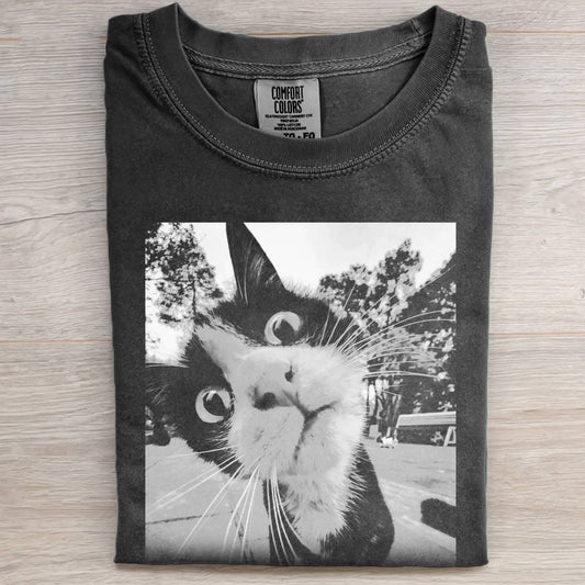 FISH-EYE FELINE TEE
