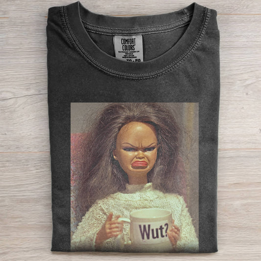 BLACK DOLL FACE MESSY AND QUIRKY TEE