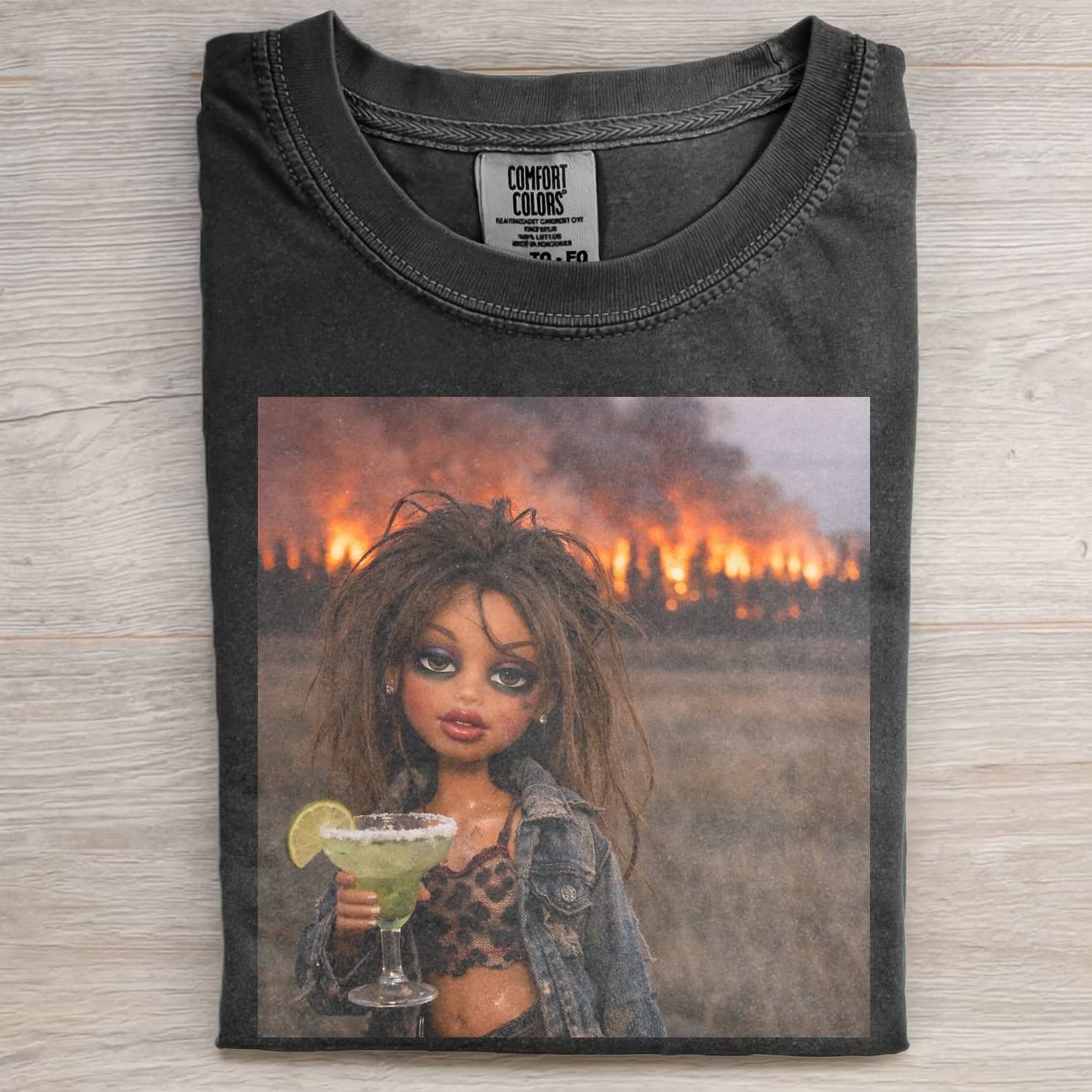 BLACK DOLL GIRL FACE MEME T-SHIRT