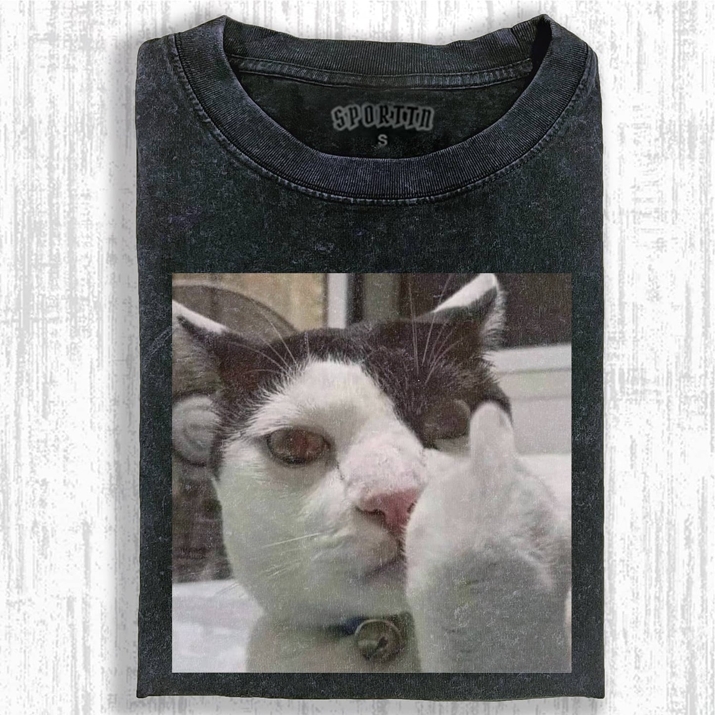 WACKY CAT  T-SHIRT