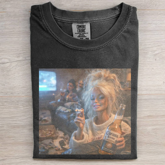 DOLL FACE PARTY MOOD POV TEE