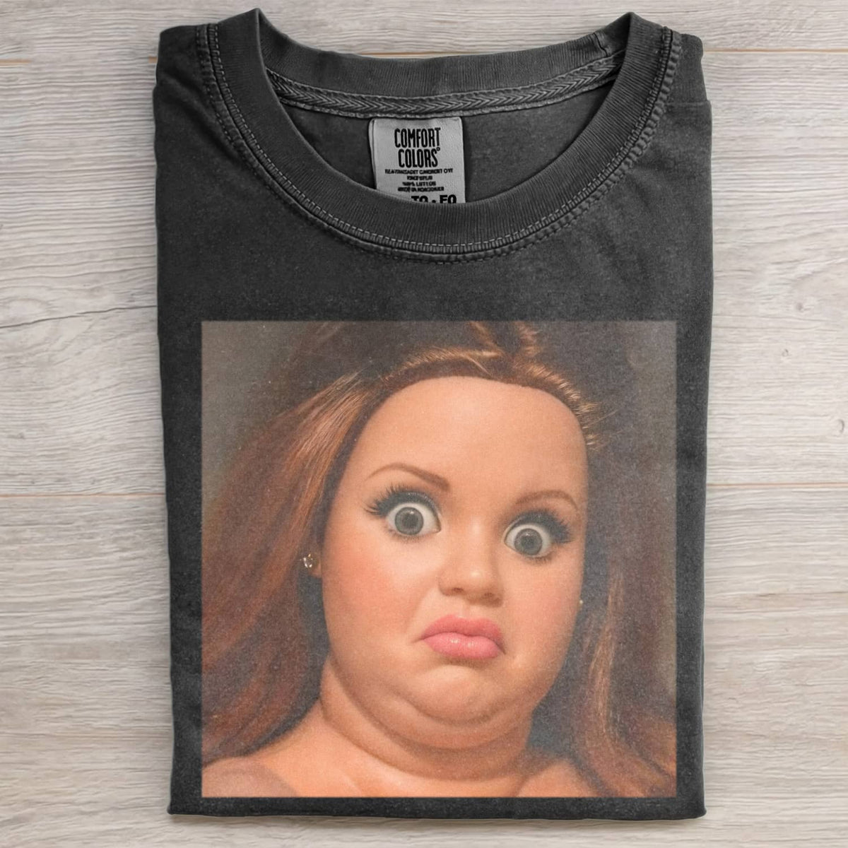 FACE DOLL GIRL FUNNY MEME T-SHIRT