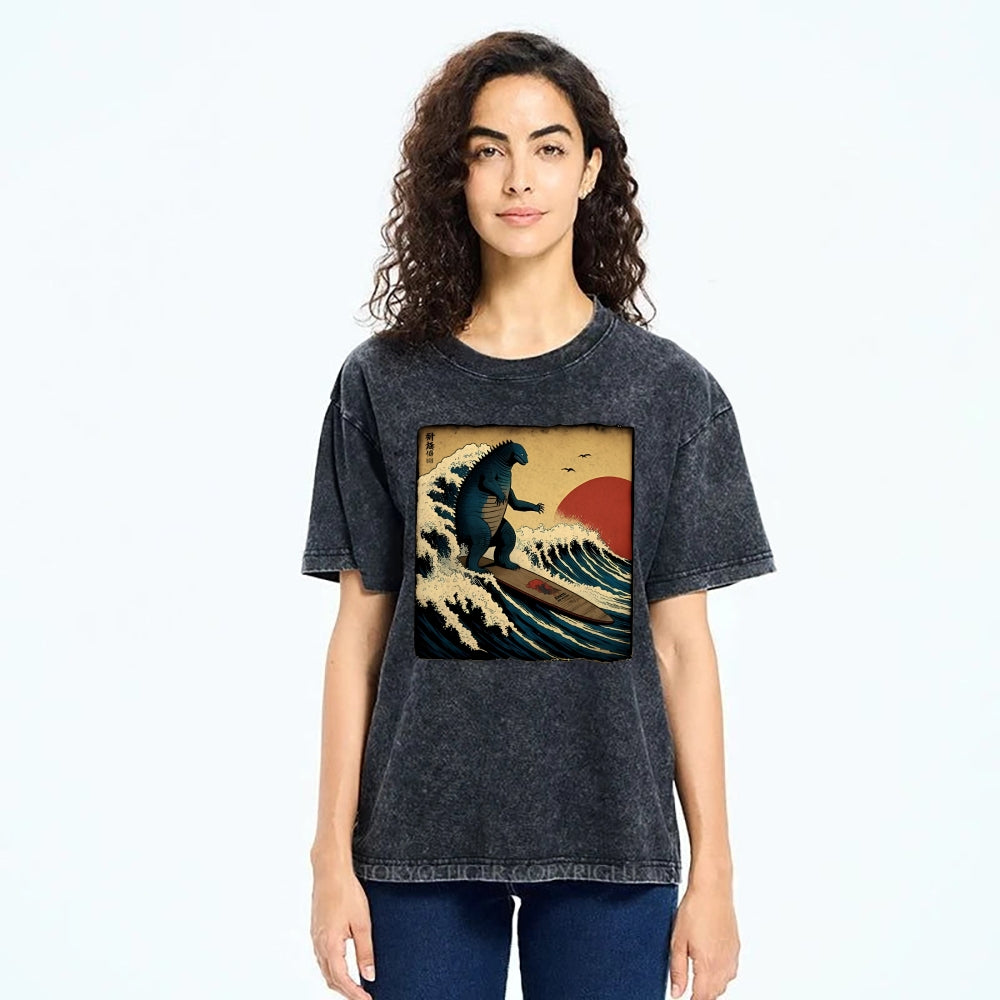 Unisex Vintage Japanese illustration Printed Washed Tee